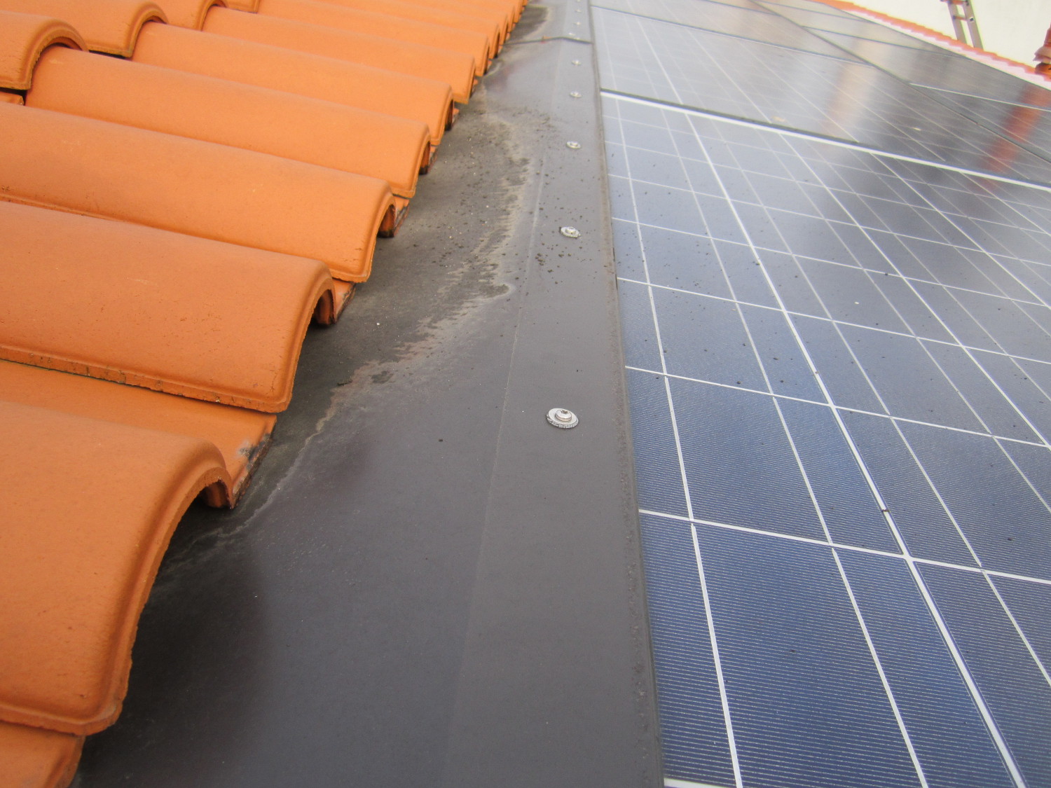 Réparation solaire de toiture photovoltaique